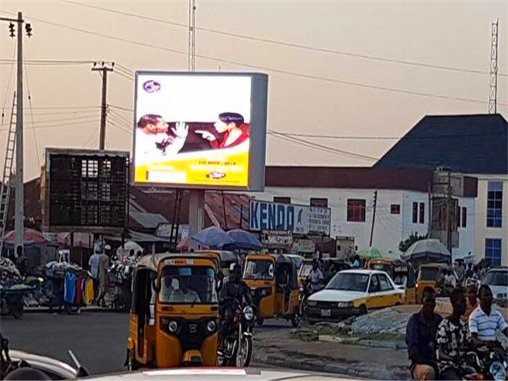 Ita gbangba Iwe-aṣẹ Iwe-aṣẹ Digital Led P10mm Ni Nigeria Fun Awọn ipolowo Ita gbangba